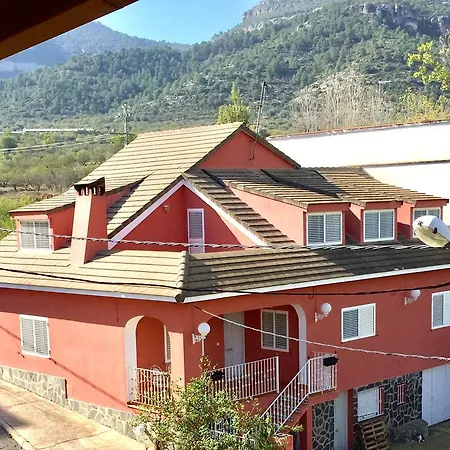 Casona Fuente Del Barrio * Chera